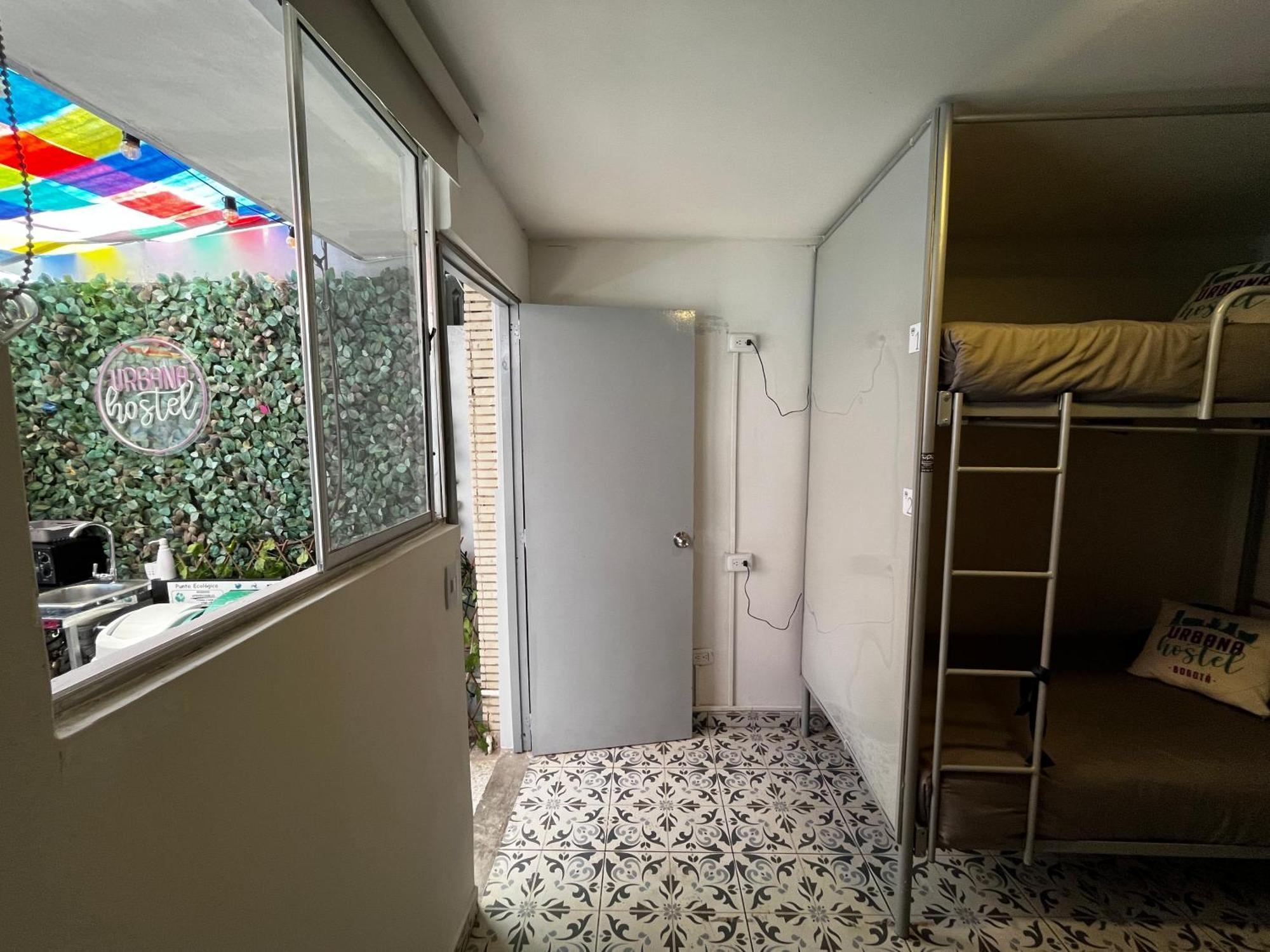Urbana Hostel بوغوتا الغرفة الصورة