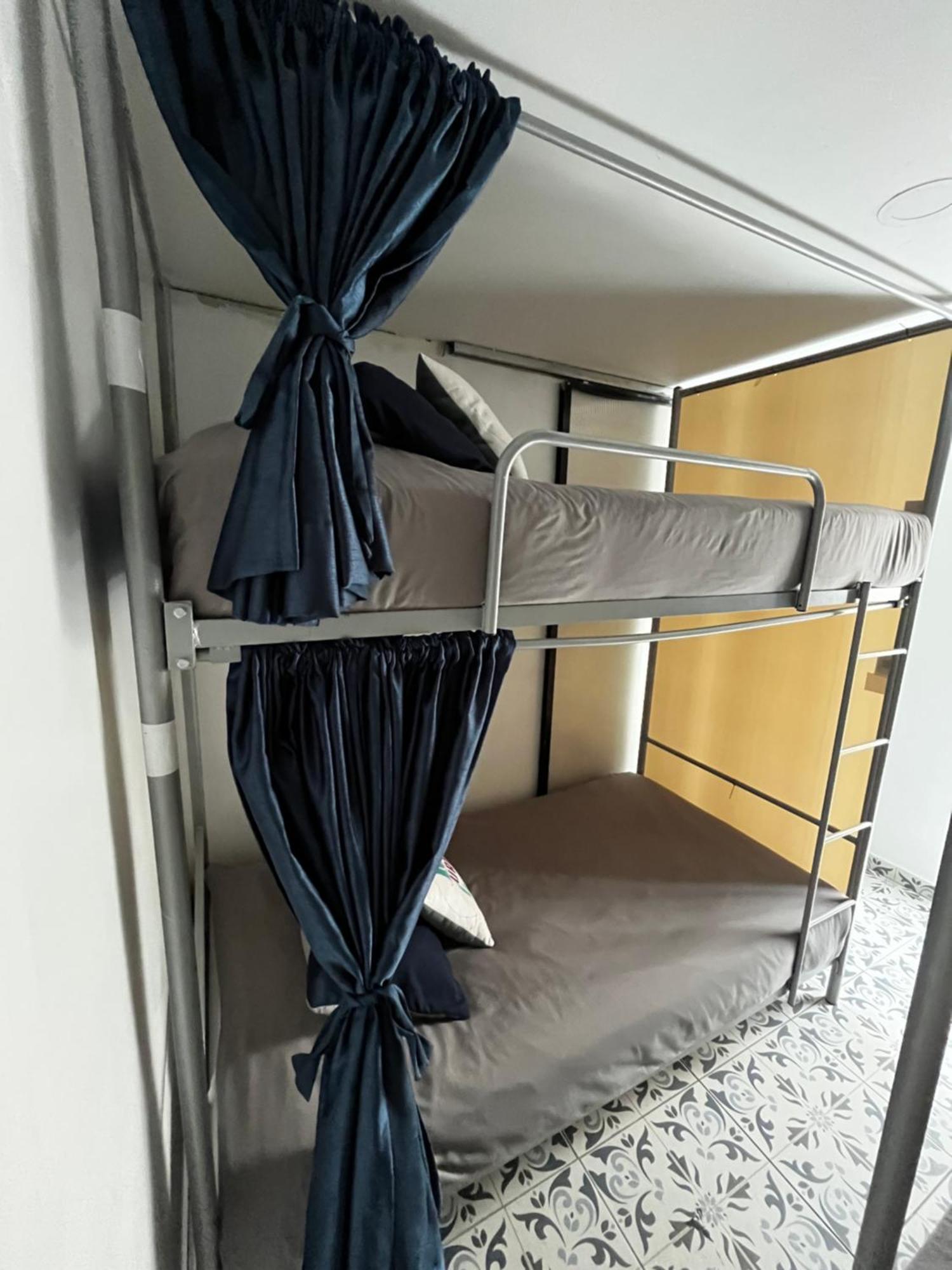 Urbana Hostel بوغوتا الغرفة الصورة